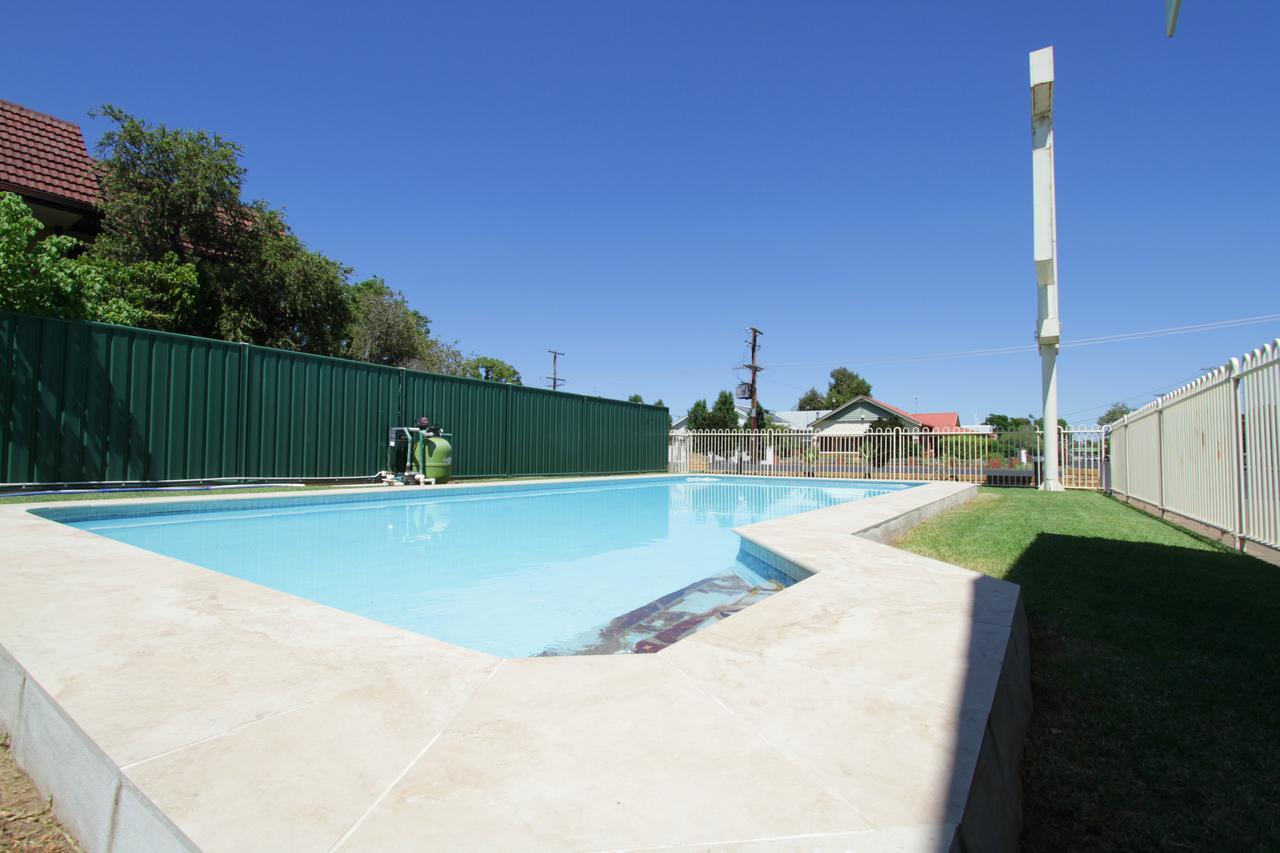 Atlas Motel Dubbo Exterior photo